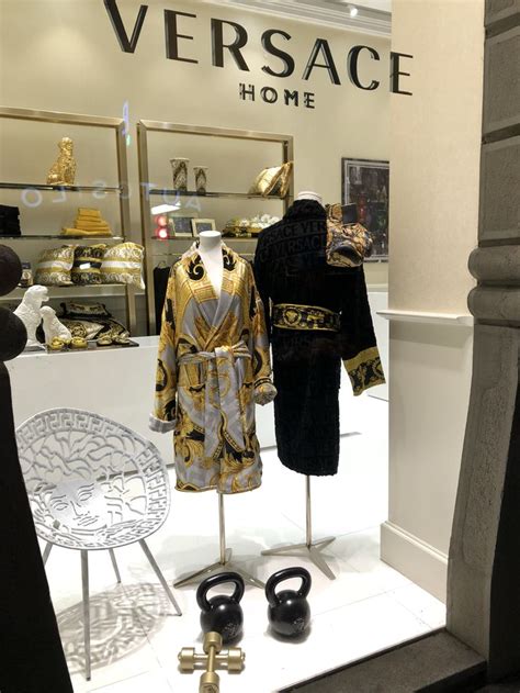 versace via borgospesso|versace home 2023.